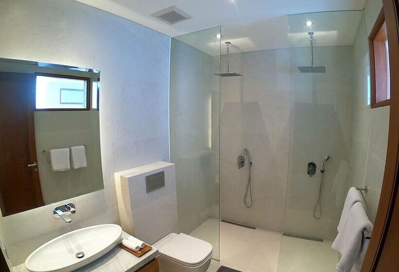 带4个卧室的别墅, Arama Villas