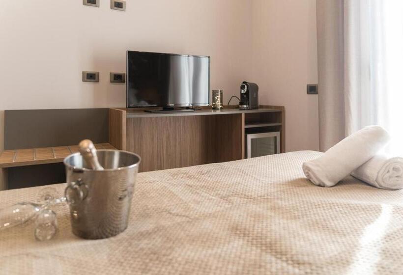 Номер Стандарт Адаптированный для Инвалидов, Giafra Luxury Rooms