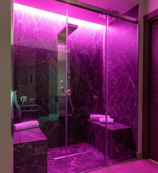 Люкс с гидромассажем, Giafra Luxury Rooms