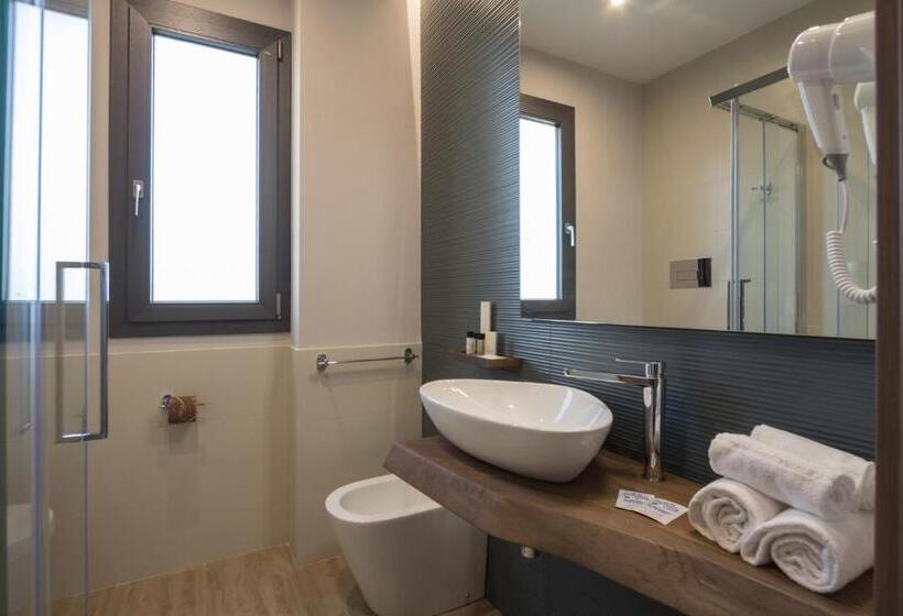 Номер Deluxe с Балконом, Giafra Luxury Rooms