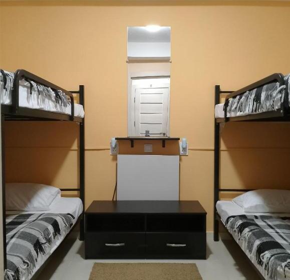 经典四人房间, Battle Mile Hostel