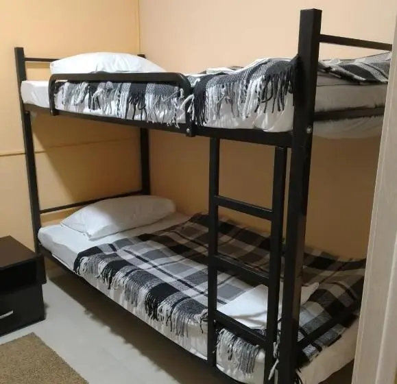 Habitació Triple Basic, Battle Mile Hostel