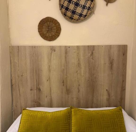 Номер Стандарт, Curazao Hotel  Centro Histórico