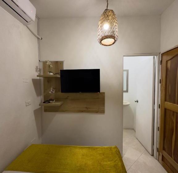 Номер Стандарт, Curazao Hotel  Centro Histórico