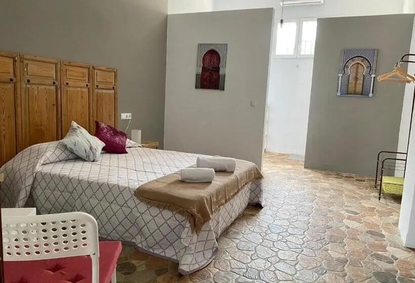 Standard Studio, Devmani Hotel Rural