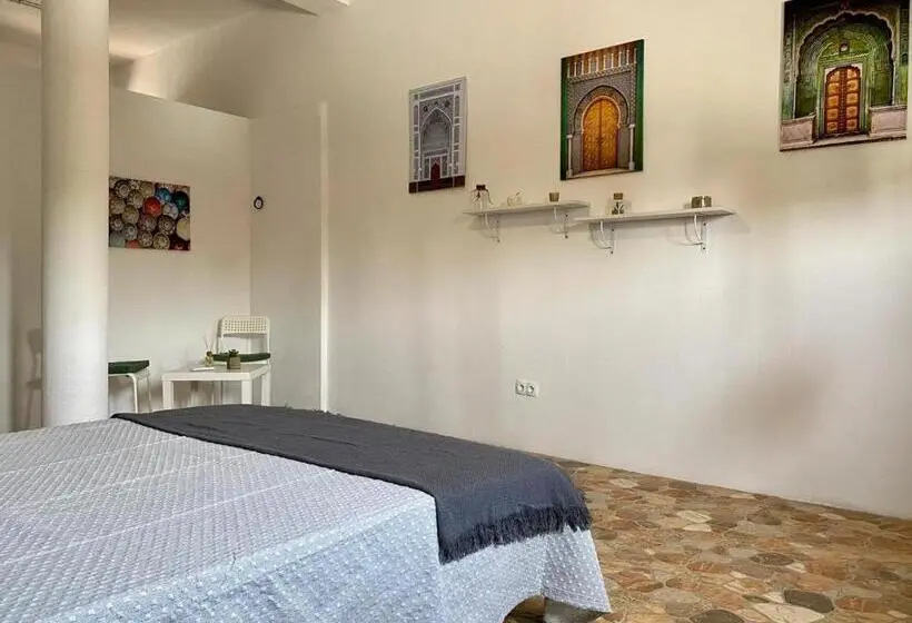 Deluxe Studio, Devmani Hotel Rural