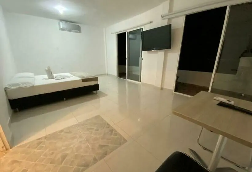 سوییت, Curazao Hotel  Centro Histórico