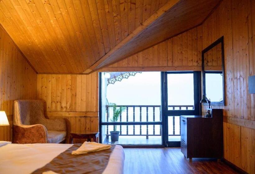 اتاق استاندارد, Istana Resort & Spa