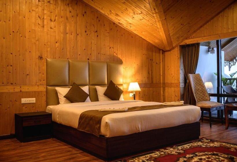 سوییت, Istana Resort & Spa