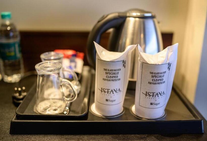 اتاق خانواده اجرایی, Istana Resort & Spa