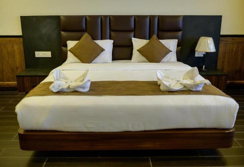 اتاق خانواده اجرایی, Istana Resort & Spa