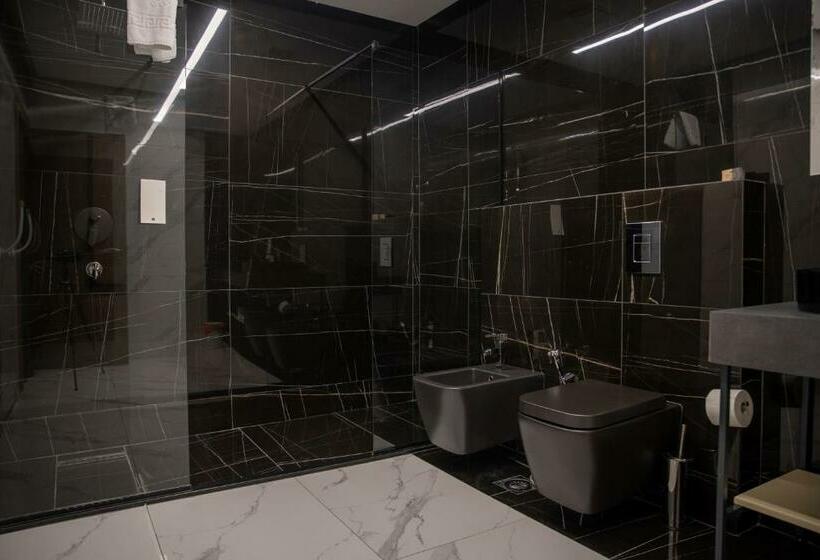 سوئیت پرزیدنت, Palace Hotel & Spa