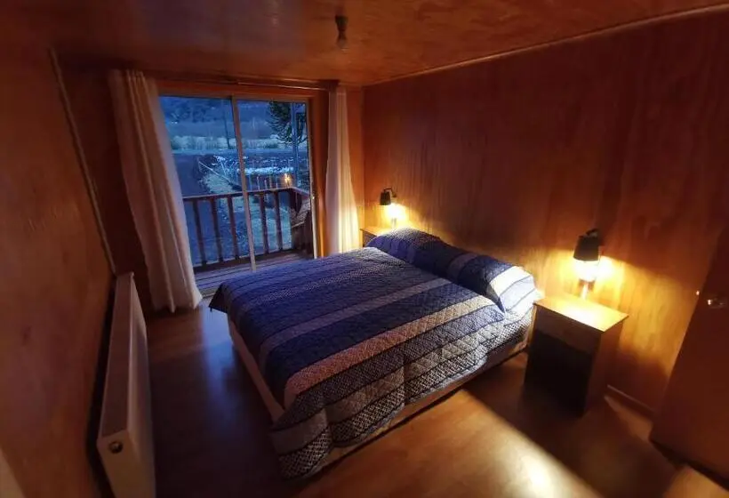 バルコニー付きスタンダードルーム, Hostal Piedra Santa