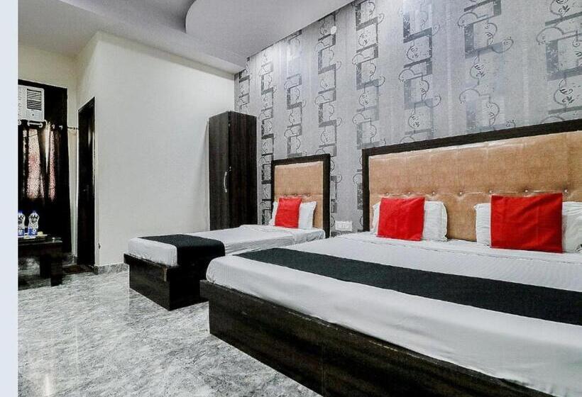 Deluxe Trippelrum, Gsc International Hotel And Restaurant