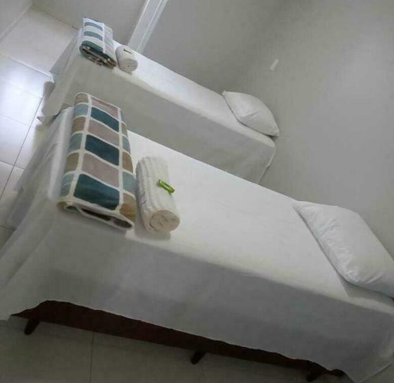 חדר אקונומי, Bueno S   Francisco Beltrão