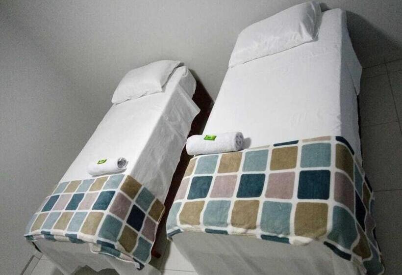 חדר אקונומי יחיד, Bueno S   Francisco Beltrão