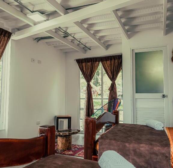 غرفة عائلية, Pachamama Campestre