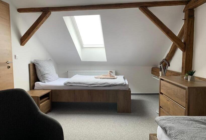 إستوديو قياسى, Kamrovec