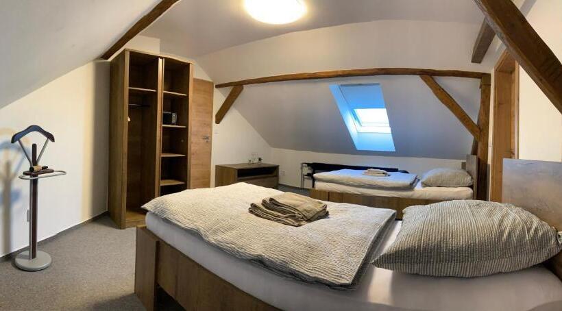 إستوديو قياسى, Kamrovec