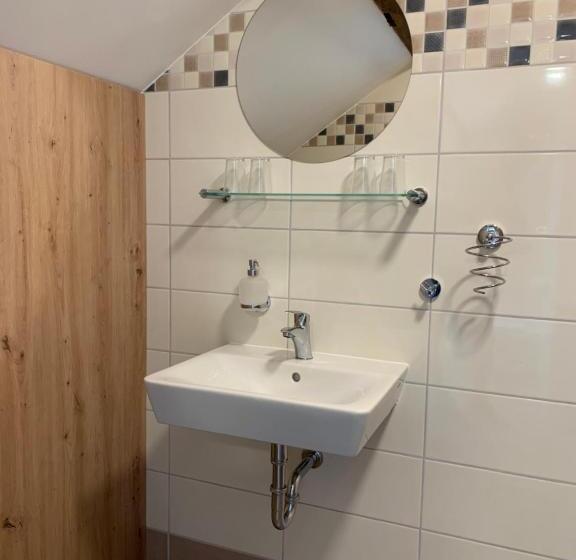 إستوديو قياسى, Kamrovec