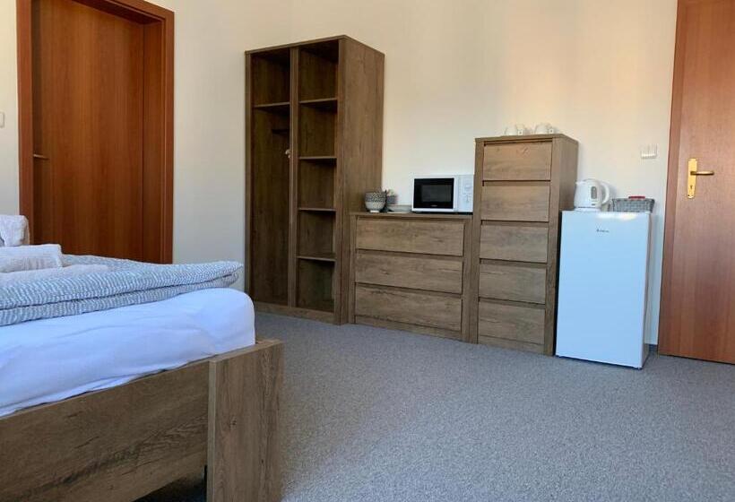Family Suite, Kamrovec