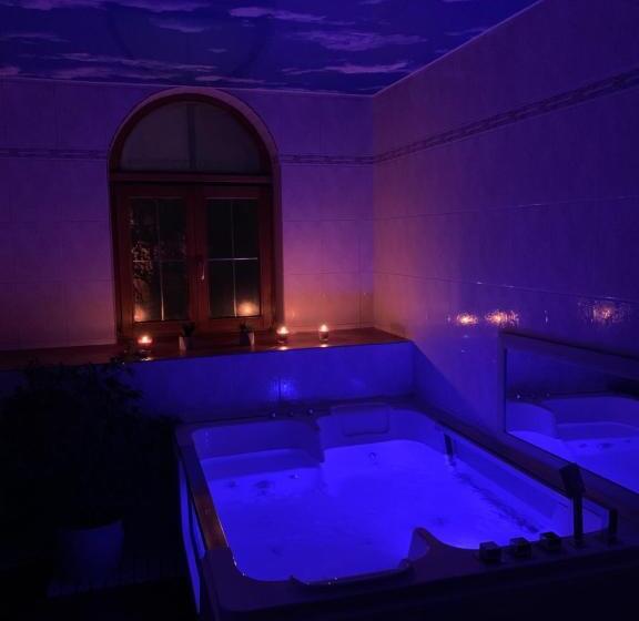 سوییت خانوادگی, Relax And Pool Apartments Novi Sad