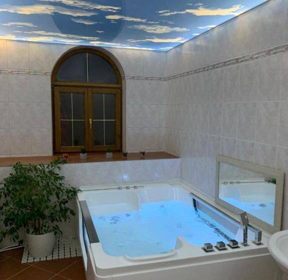 سوییت خانوادگی, Relax And Pool Apartments Novi Sad