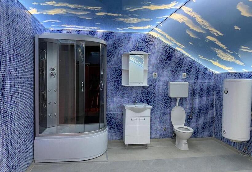 اتاق لوکس, Relax And Pool Apartments Novi Sad