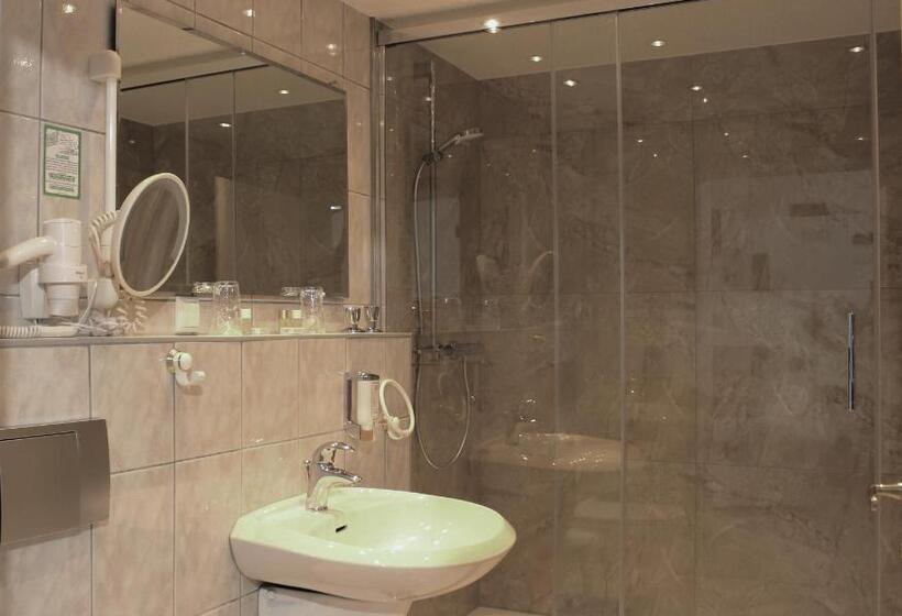 سوییت جونیور, Aalto