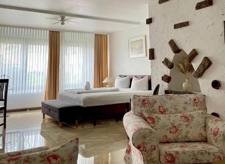 سوییت جونیور, Aalto