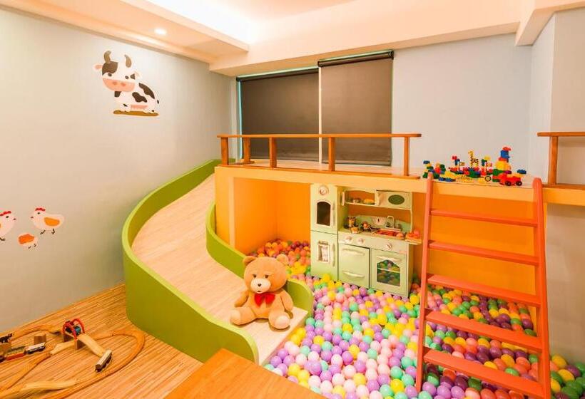 اتاق خانوادگی, 閣樂親子旅宿kids Fun