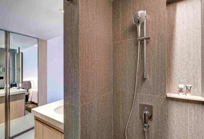اتاق لوکس, Mercure Kuala Lumpur Glenmarie