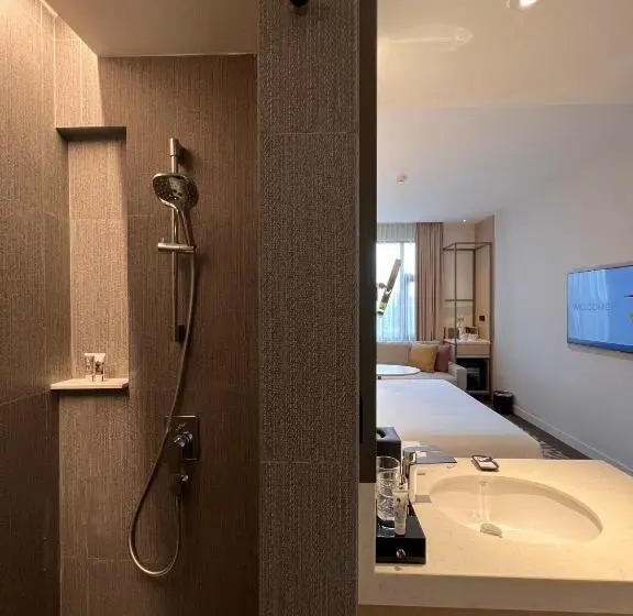 اتاق سوپریور, Mercure Kuala Lumpur Glenmarie