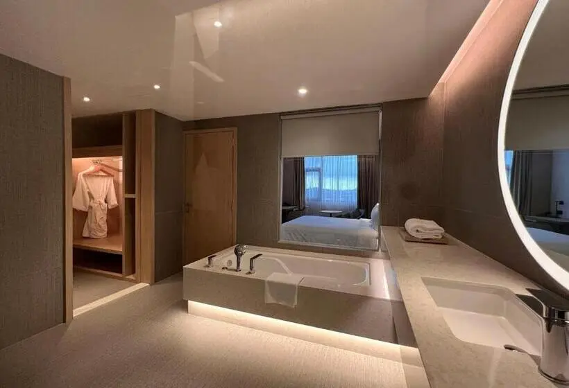 سوییت اجرایی, Mercure Kuala Lumpur Glenmarie