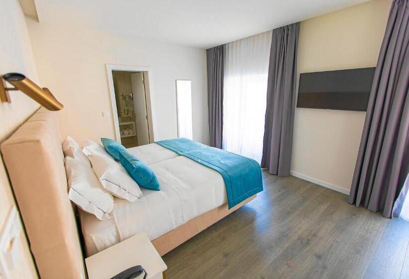 اتاق استاندارد, Mondego