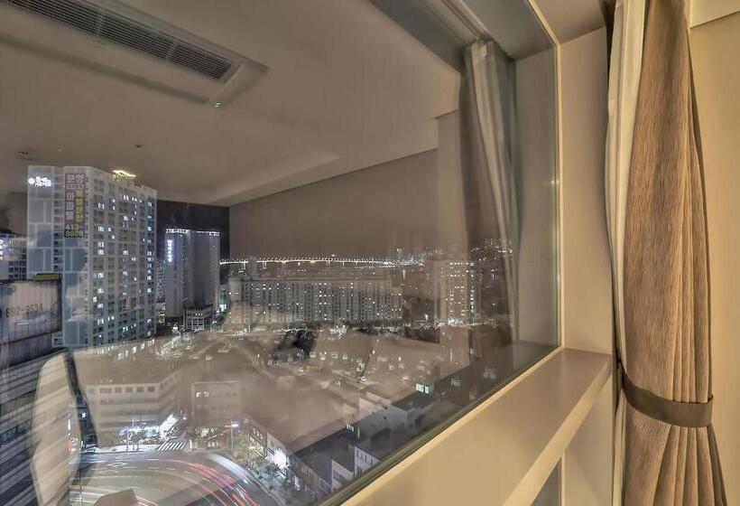 Camera Familiare, Northharbor