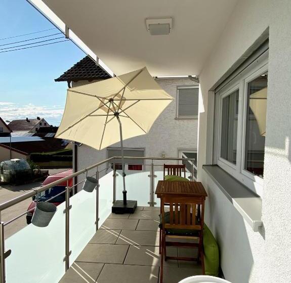 סוויטה עם מרפסת, Schoko Apartments