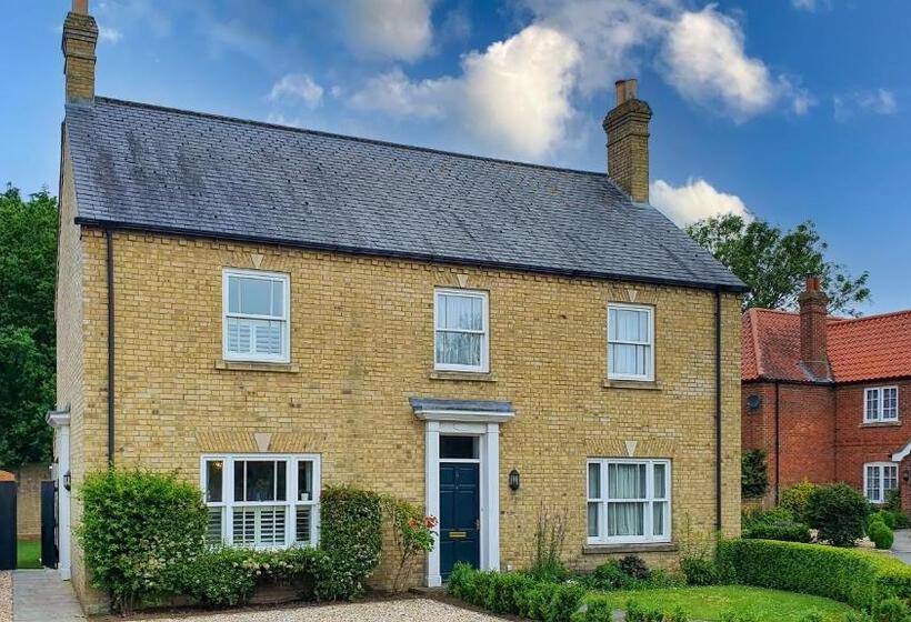 Дом 2 Спальни, The Adam And Eve