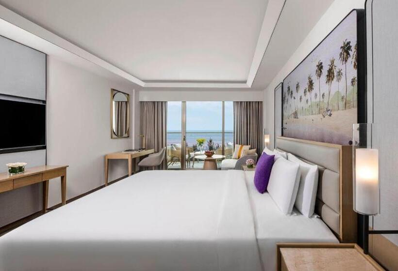 غرفة بريميوم مطلّة علي البحر, Vivanta Goa, Miramar