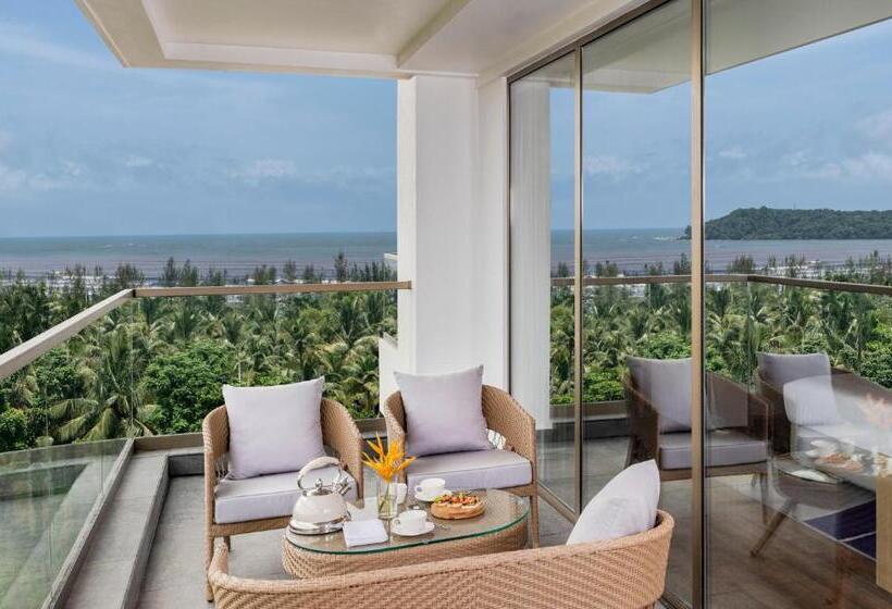 带海景的行政房, Vivanta Goa, Miramar