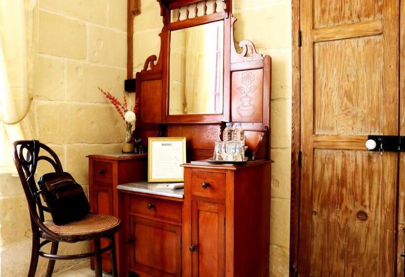 اتاق استاندارد, Il Bàrraġ Farmhouse B&b Gozo Traditional Hospitality