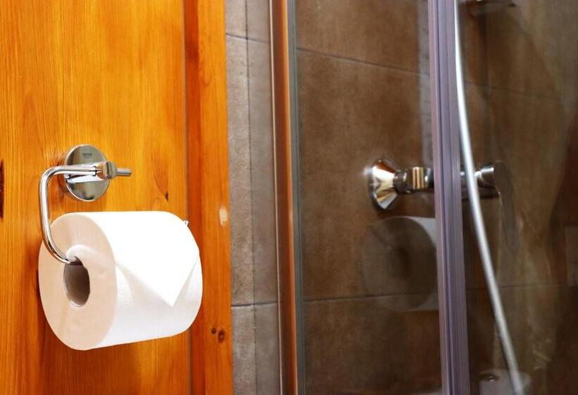اتاق استاندارد با تخت بزرگ, Il Bàrraġ Farmhouse B&b   Gozo Traditional Hospitality