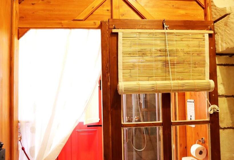 اتاق لوکس, Il Bàrraġ Farmhouse B&b Gozo Traditional Hospitality