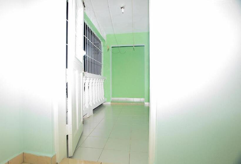 اتاق سوپریور با تخت بزرگ, Diamond Gem Residence