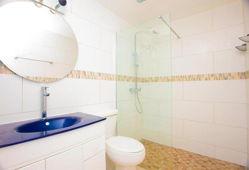 اتاق سوپریور با تخت بزرگ, Diamond Gem Residence