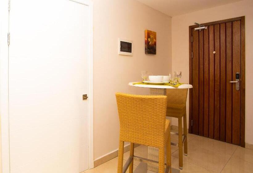 اتاق استاندارد با تخت بزرگ, Diamond Gem Residence