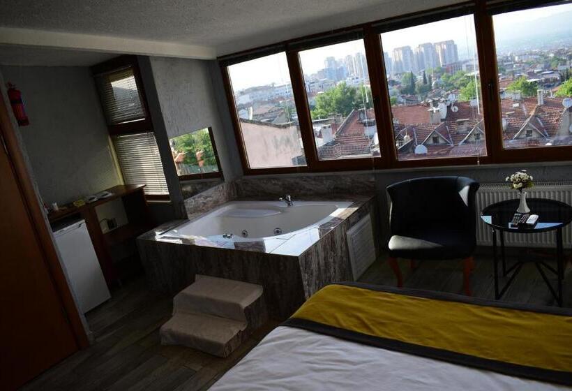 اتاق استاندارد با وان آب گرم, Pera Pansiyon