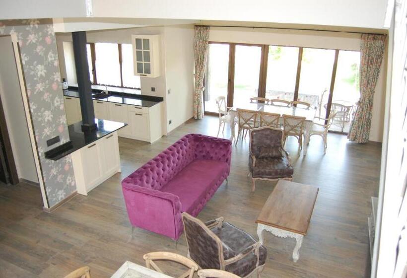 침실 4개 주택, Las Villas De Fuentidueña