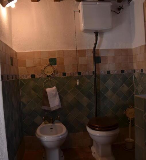 Deluxe Suite King Bed, Il Venaio