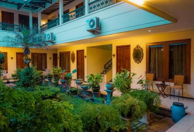 Deluxerum King Size Säng, Mandala Wisata